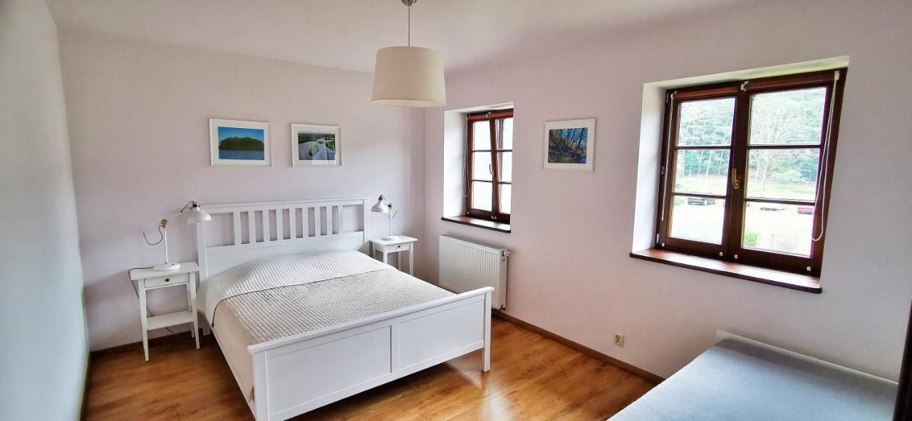 Gospodarstwo Nad Jeziorem Zalom  Exterior photo